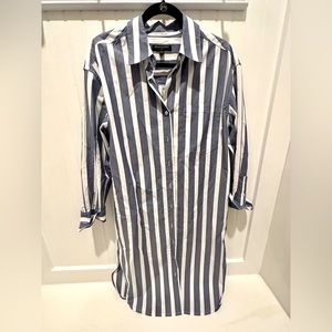 Banana Republic Shirt dress .. size Small .. very good condition.